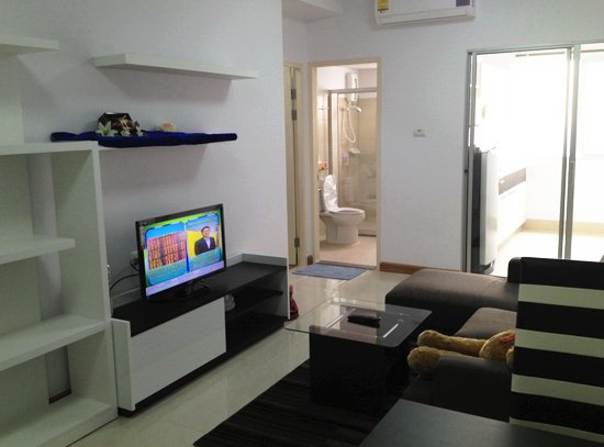 Supalai Park Ratchapreuk-Phetkasem - massive living room