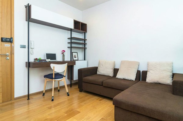 Fuse Sathorn-Taksin - apartment for rent near Wongwian Yai BTS