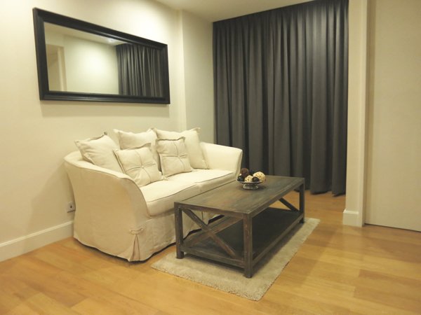 Collezio Sathorn Pipat, 43 sqm (ตรม),1bed/1bath,6fl,28k