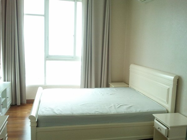 Ivy Sathorn, 82 sqm (ตรม), 2bed/2bath,25fl,42k