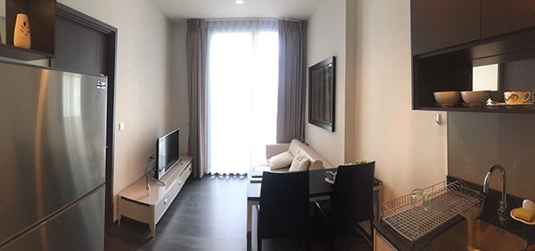 Edge Sukhumvit 23
