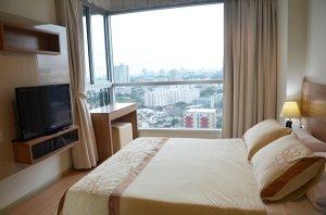 Rhythm Ratchada - Huai Khwang <strong>flat apartment condo for rent near Huai Khwang MRT</strong>