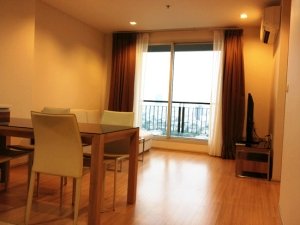 Rhythm Ratchada - Huai Khwang <strong>flat apartment condo for rent near Huai Khwang MRT</strong>