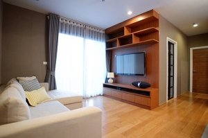 The Vertical Aree <strong>flat apartment condo for rent in Ari</strong>