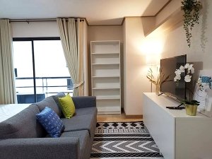 The Grand <strong>flat apartment condo for rent in Ratchadamri</strong>