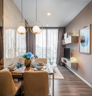 Whizdom Essence <strong>Sukhumvit flat apartment condo for rent</strong>